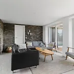 בית נופש Ung - 460m From The Sea By Interhome אוטרופ