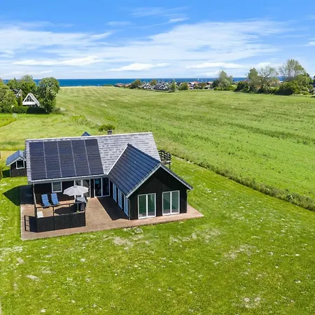 Ung - 460m From The Sea By Interhome בית נופש