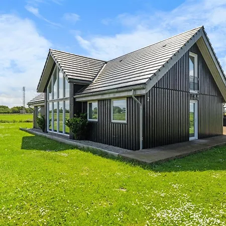 Ung - 460m From The Sea By Interhome בית נופש אוטרופ